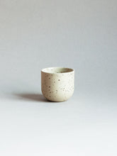 Carica l'immagine nel visualizzatore di Gallery, Tazzina senza manico